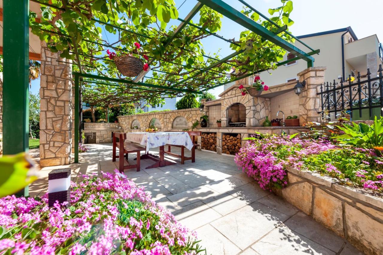 Apartments Villa Istria Rovinj Bagian luar foto